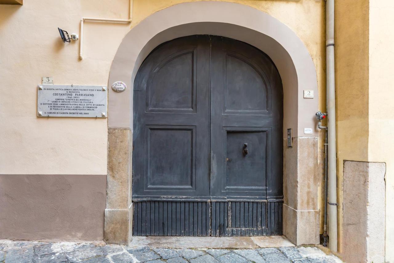 Casa Parravano Caserta Exterior photo